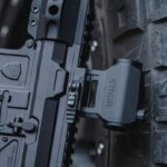 STNGR AXIOM II Red Dot Sight + QD Mount Bundle