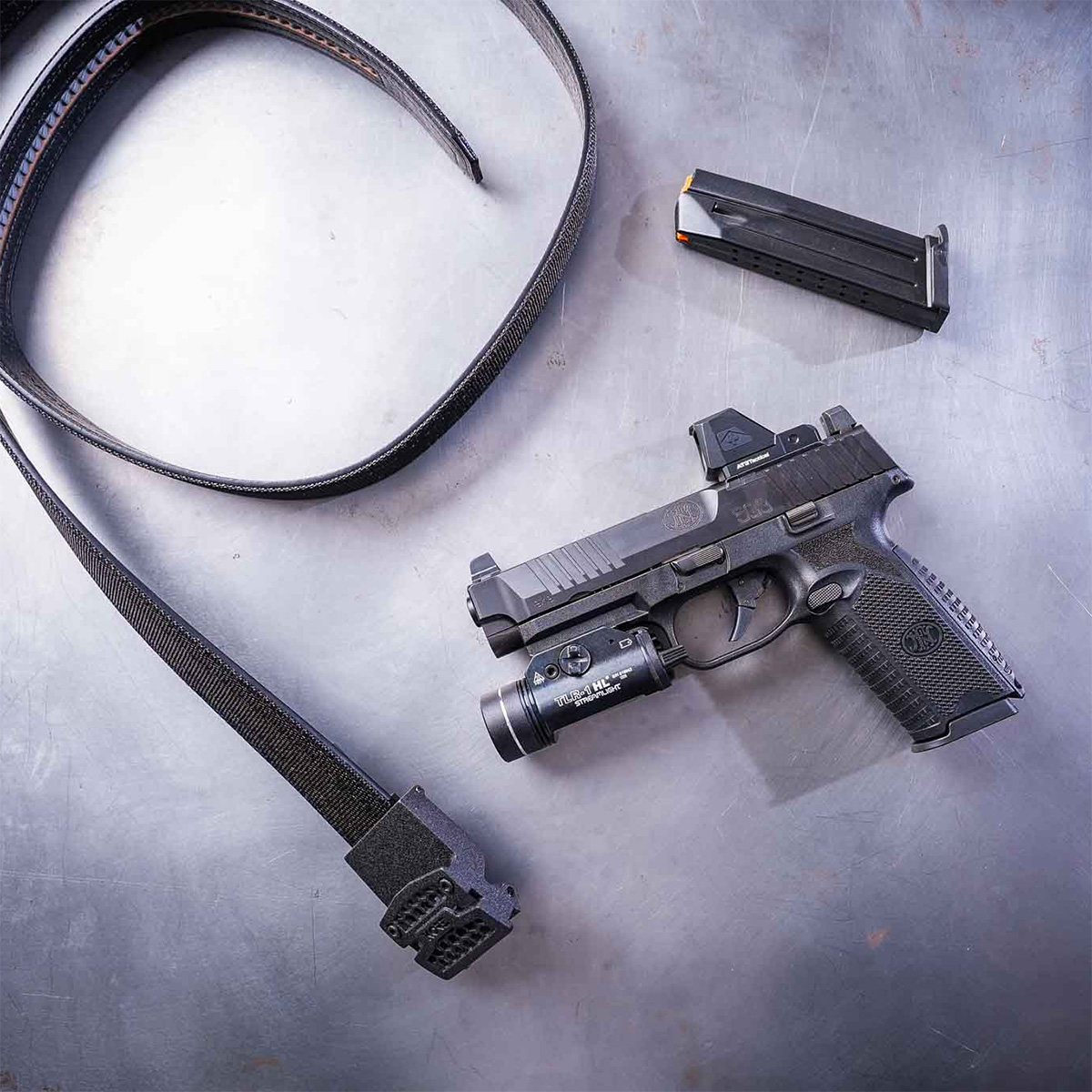 April Dream Gun - FN 509 Ultimate Duty Carry Pistol Kit