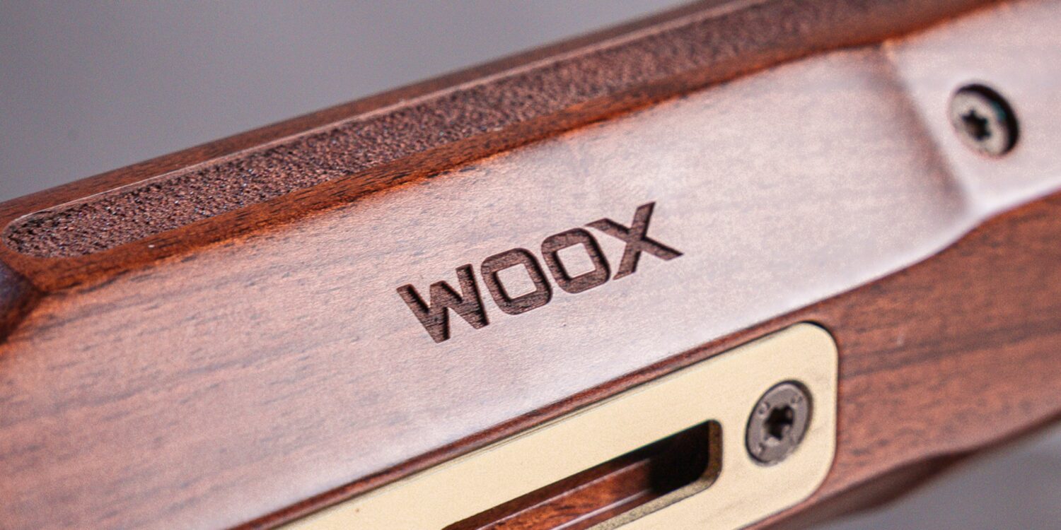 WOOX Vigilante walnut furniture as a finished hunting AR